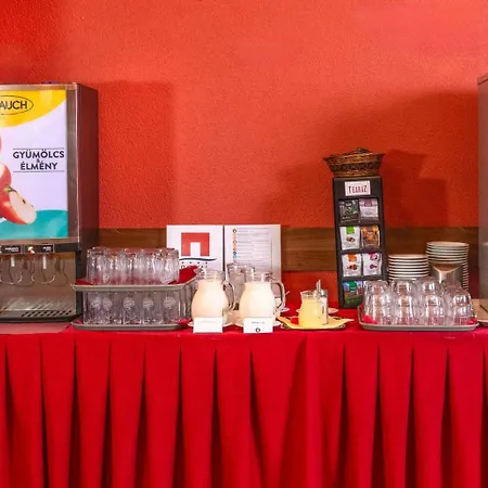 Royal Club Hotel-2