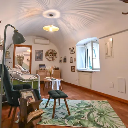De Natura Partenope - Boutique Home-2
