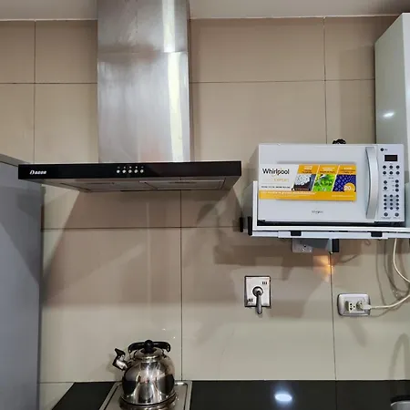 Apartamento Completo En El Centro De Santa Cruz, Acogedor, Buena Zona-3