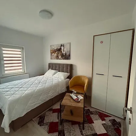 Greenhill Apartments-3