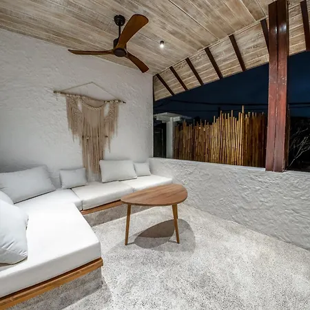 Putri Salju Villa By Evdekimi - Scenic Terrace In The Artistic Heart Of Ubud-2