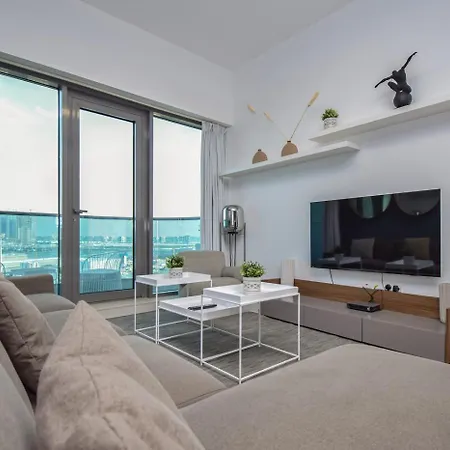 Spacious 1Br With Balcony & Rooftop Pool The Bay Business Bay-2