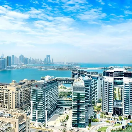 Lux Iconic Views At The Palm Tower Suite 1-3