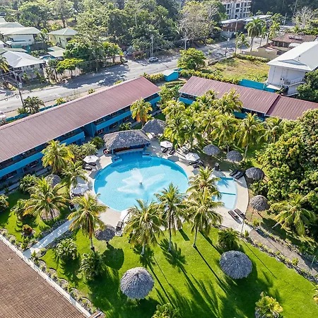 Beach Break Resort & Cr Surf Camp-2