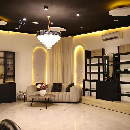 Johnwood Hotel By Bolton-2