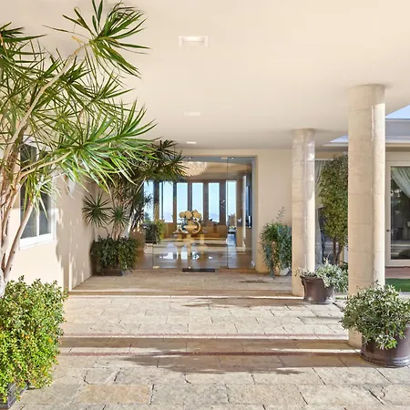 Trousdale Grand-2