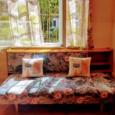 Era Echoes - Preserved Historical Apartment-3