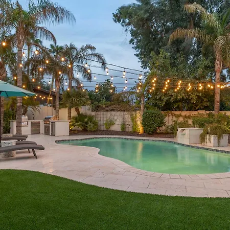 Elegant Renovated Home W Backyard Misters & Pool-2