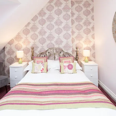 The Ravenswood B&B-3