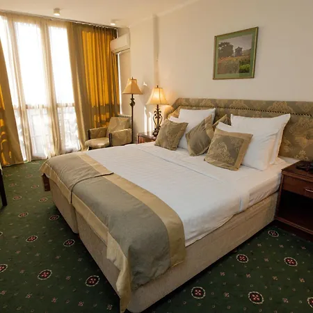 Shirak Hotel-2
