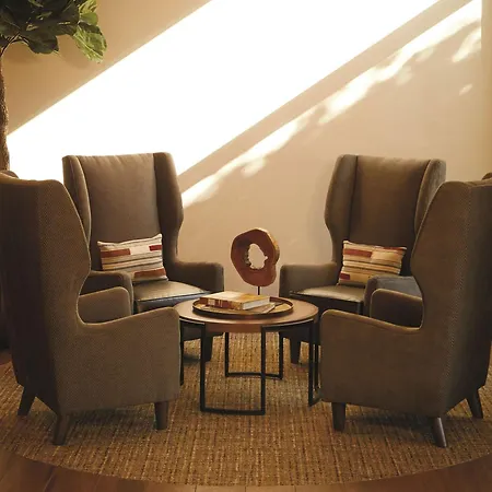 Hyatt Place Las Vegas At Silverton Village-3