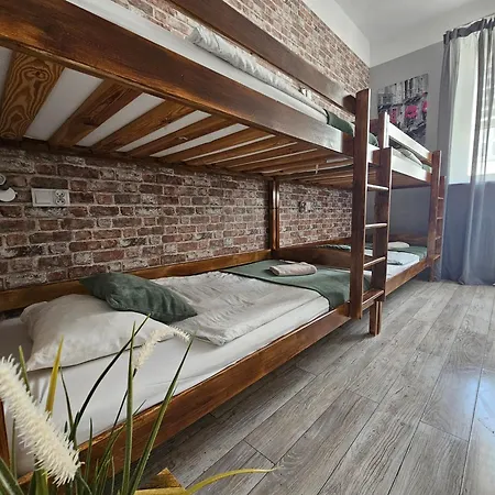 Deja Vu Hostel-2
