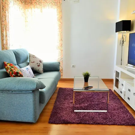 Apartamento Hospitales A 10 Minutos Del Centro Y Playas-3