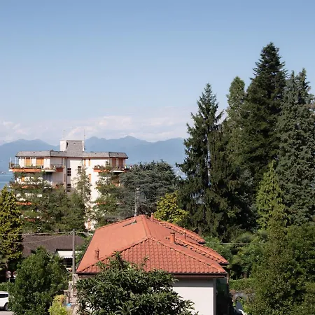 Marnhouse Stresa Lake View-3