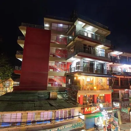 Paila Hostel Lakeside-3