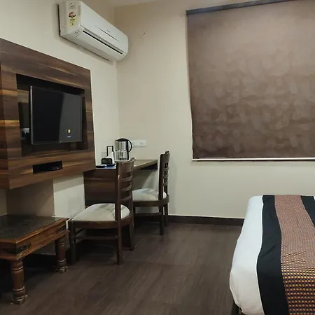 Hotel Rang Mahal Near Jaipur International Airport-3