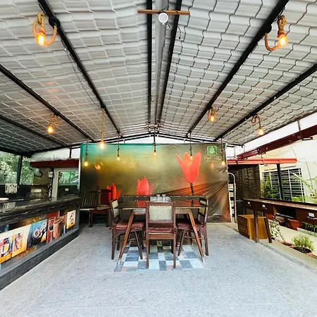 Royal Palms Luxury Service Apartment-3