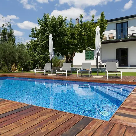 Villa Joy Heated Pool-2