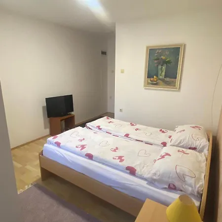 Apartmani Nais Zlatibor-3