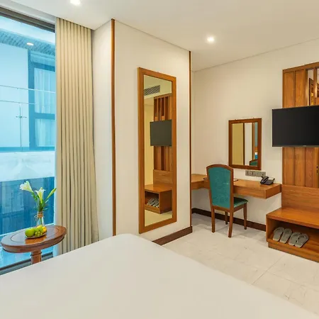 Mandila Beach Hotel Danang-3