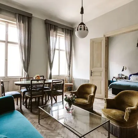 For Long Therm! Lujza Vintage Apartment 3 Bedroom, 1 Livingroom, 2 Bathroom Free Ac 75Sq Dt Wifi-2