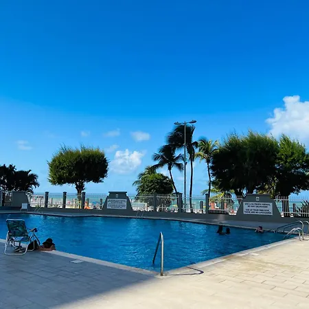 Coral Breeze Suite 317 Beach, Pool, Airport-3
