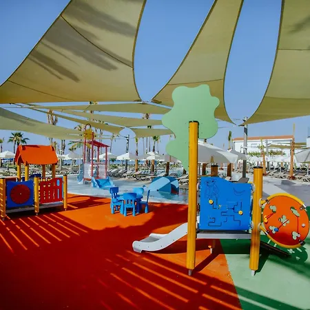 Lordos Beach Hotel & Spa-3