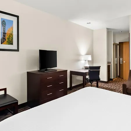 Comfort Suites Portland Airport-2