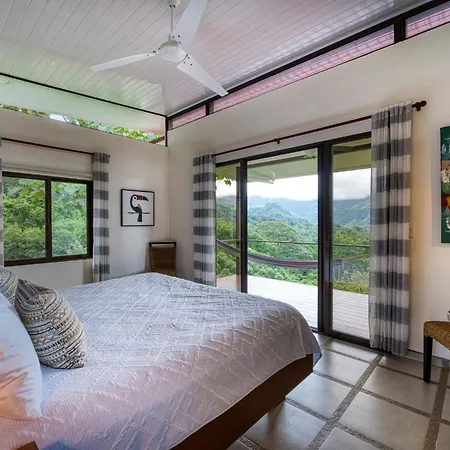 Nature'S Edge Boutique Hotel-3
