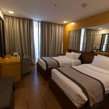Coral Beach Hotel And Resort Beirut-3