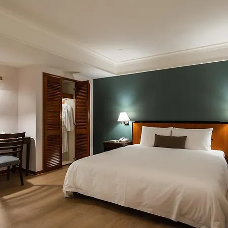 Hotel National-3