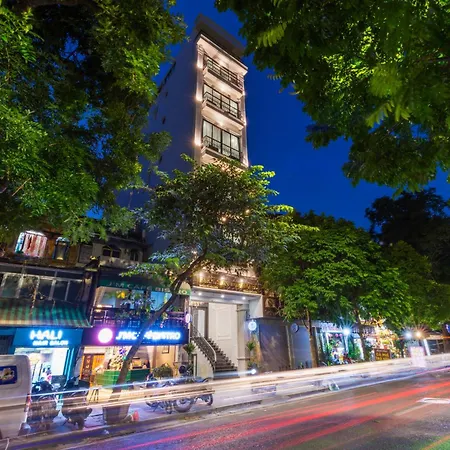 Beryl Signature Hotel & Travel-3
