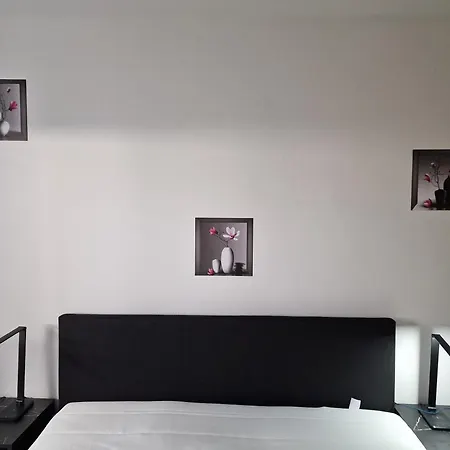 Vienna Danube Garden Apartment 22-2