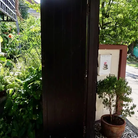 Banjai Garden Guesthouse-3