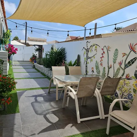 Sandcastle Beach Apartments-3