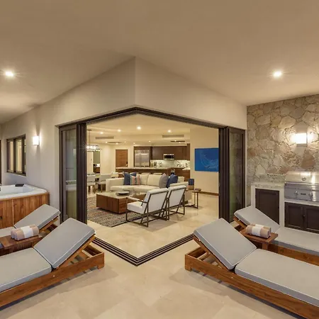 Beachfront 2 Bdrm Condo In Exclusive Diamante Golf-2