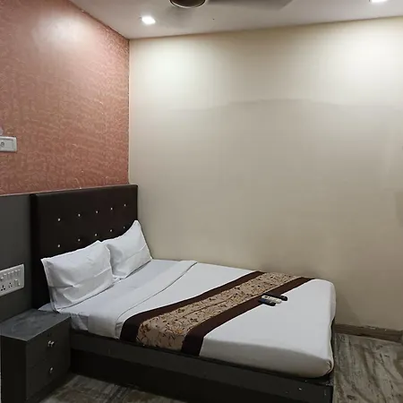Hotel Urban Comfort-3