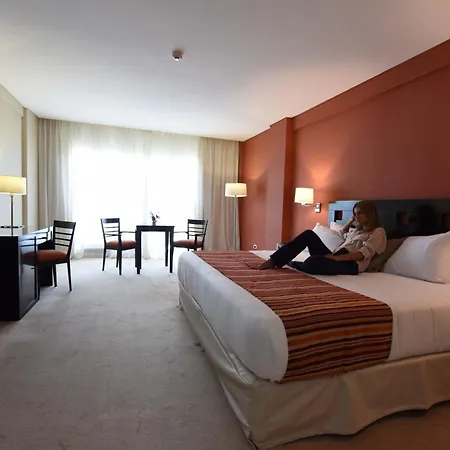 Camberland Resort & Spa Ramallo-2