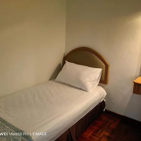 Leisure Homestay Glory Beach-3