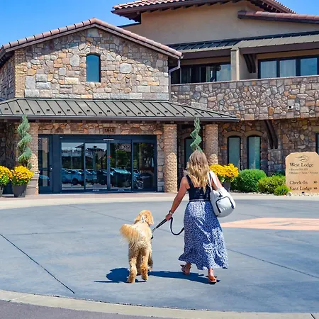 Flying Horse Resort & Club-3