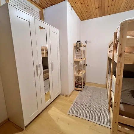 Apartma V Objemu Gora - Krvavec-3