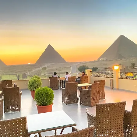 Egypt Pyramids Inn-2