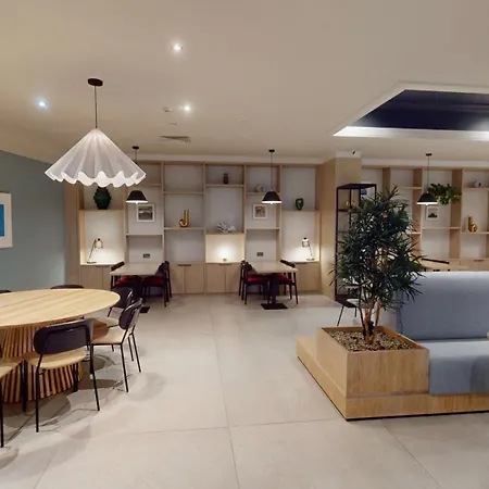 Clayton Hotel Dublin Airport Central-3