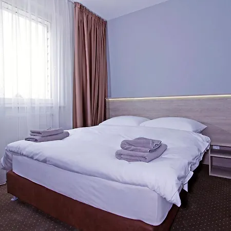 Aviator Garni Hotel Bratislava-2