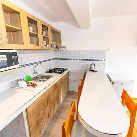Inyawasi Apartment-2