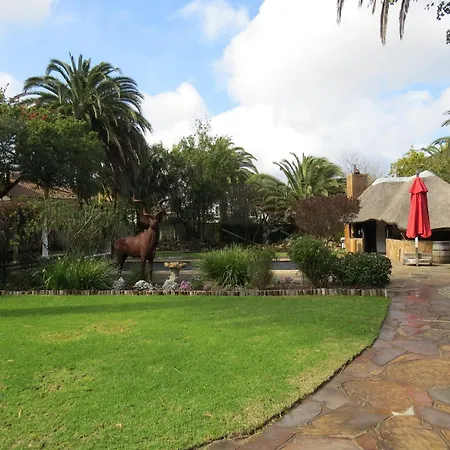 Easy Five Guest House-3
