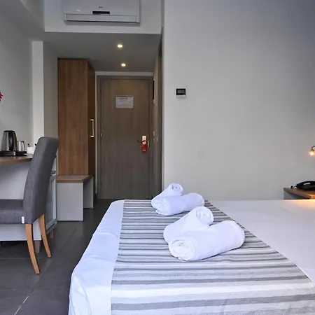 Pollis Hotel-3