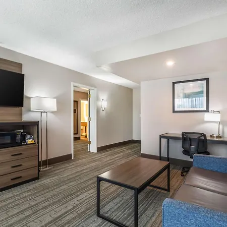 Best Western Plus Laurel-3