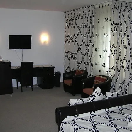 Federatia Romana De Scrima - Hotel Floreta De Aur-3