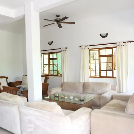 Le Surmer Self Catering Chalets-3